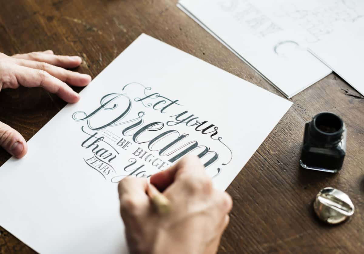 Best Books for Learning Hand Lettering & Modern Calligraphy - Love Paper  Crafts